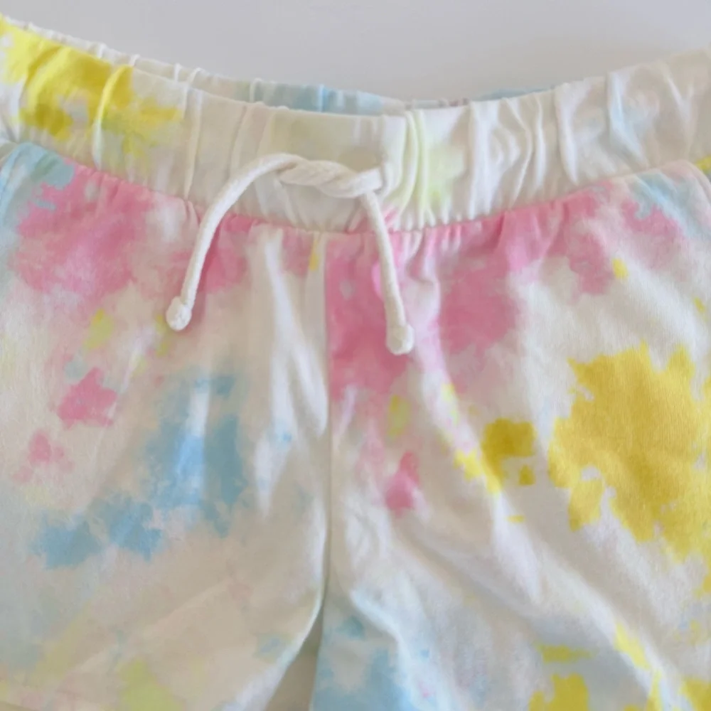 NWT Old‎ Navy Tie Dye Shorts Casual Everyday Size M Girls